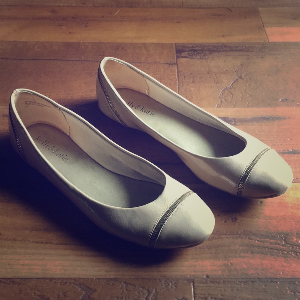 Kelly & Kate Nude Flats